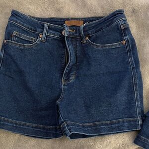 Judy blue shorts